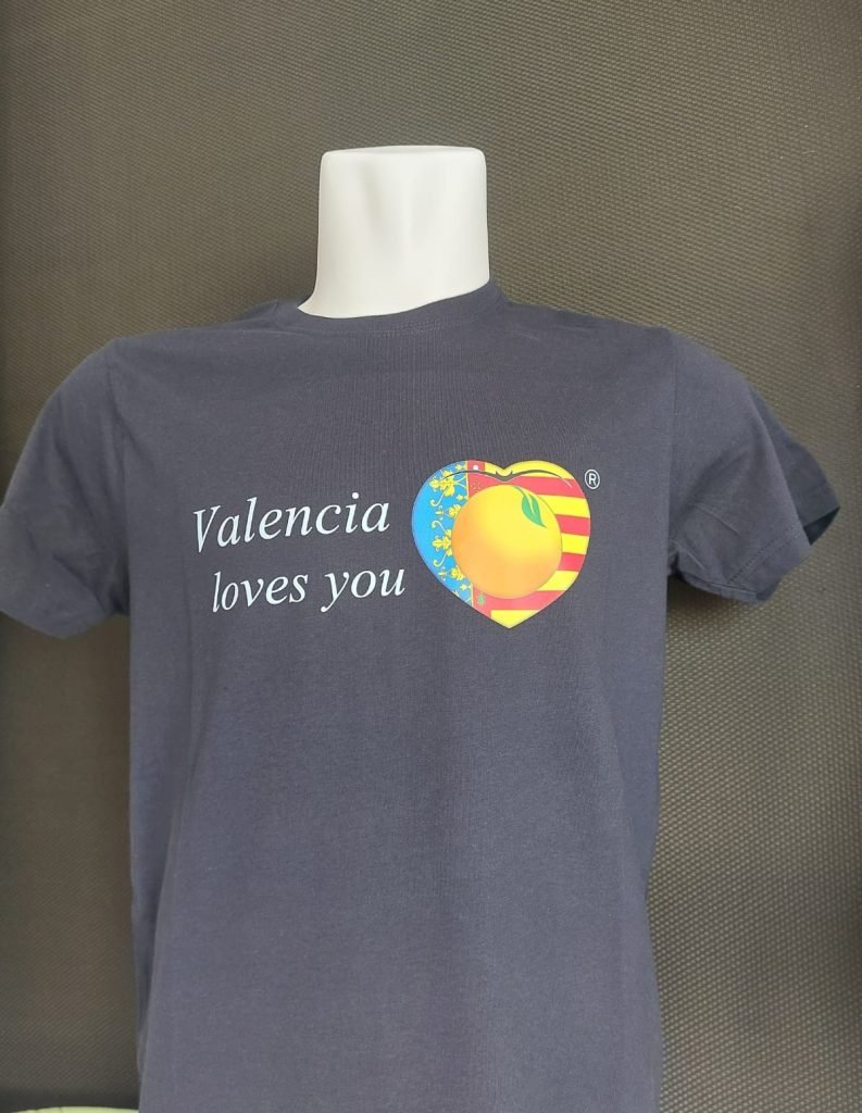 Cosa fare a Valencia? Gratis 2 camiseta valenciana Valencia Loves You
