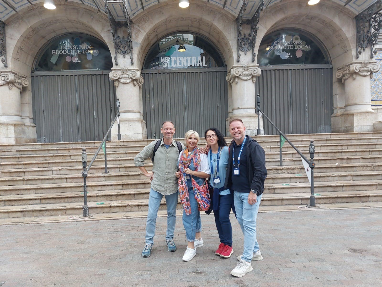 GUIDE VALENCIA AL MERCADO CENTRAL